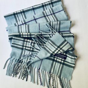 SCOTLAND CASHMERE Women's Long Fringed Scarf NWOT